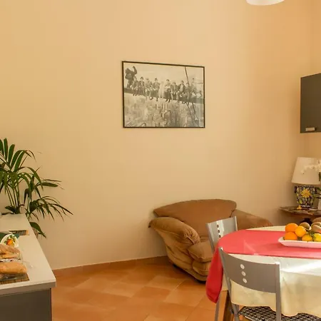 Fronte Al Porto Lejlighed *