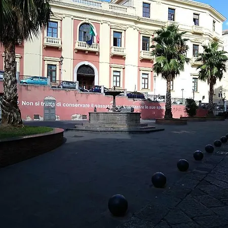 Fronte Al Porto * Salerno