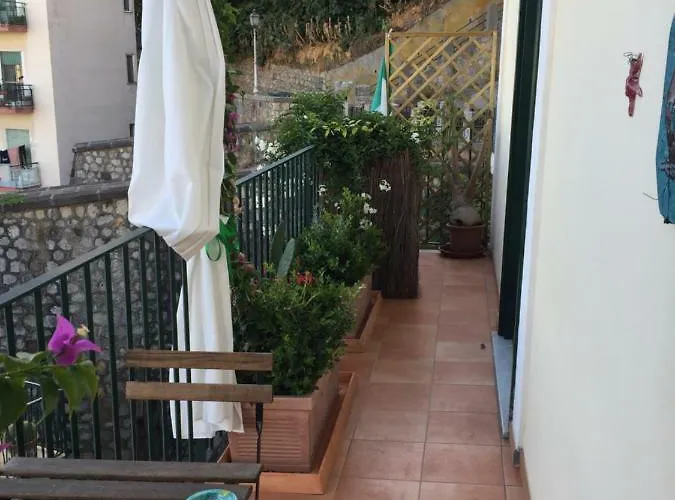 Apartment Fronte Al Porto Salerno